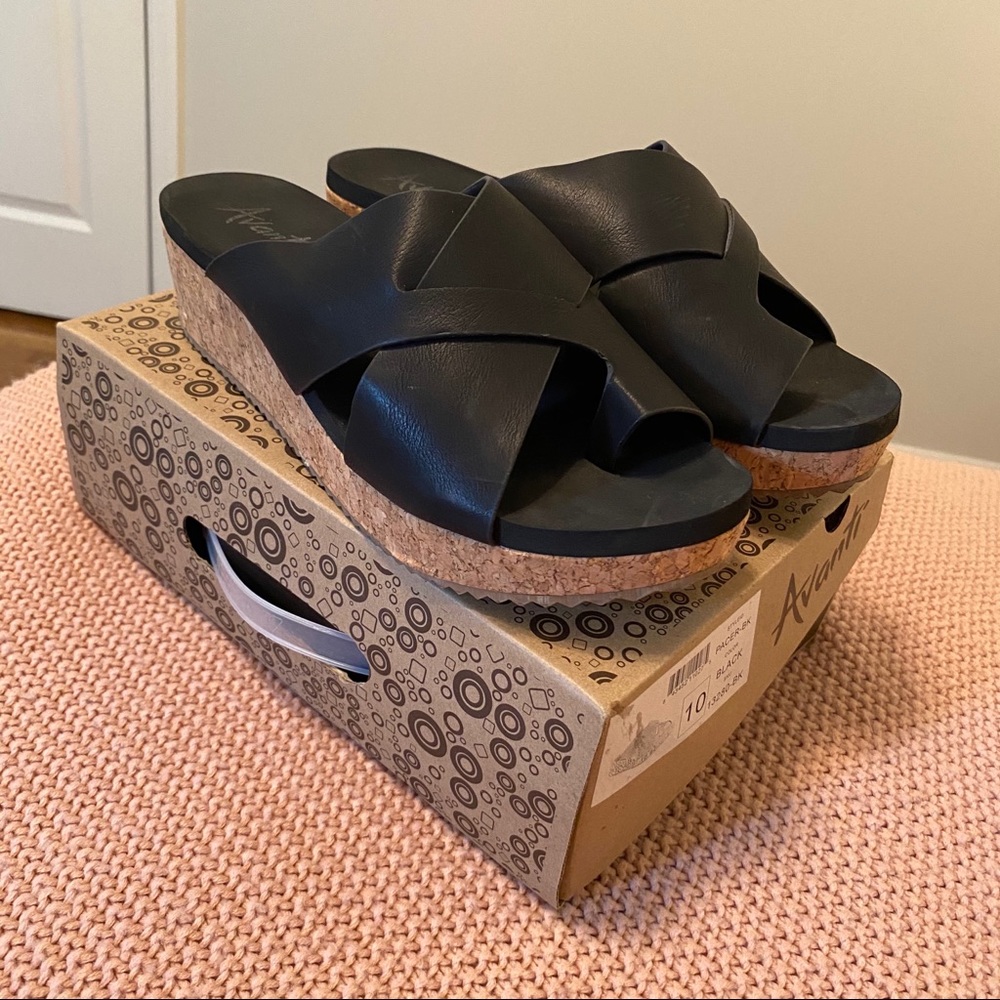 Avanti Wedge Sandal